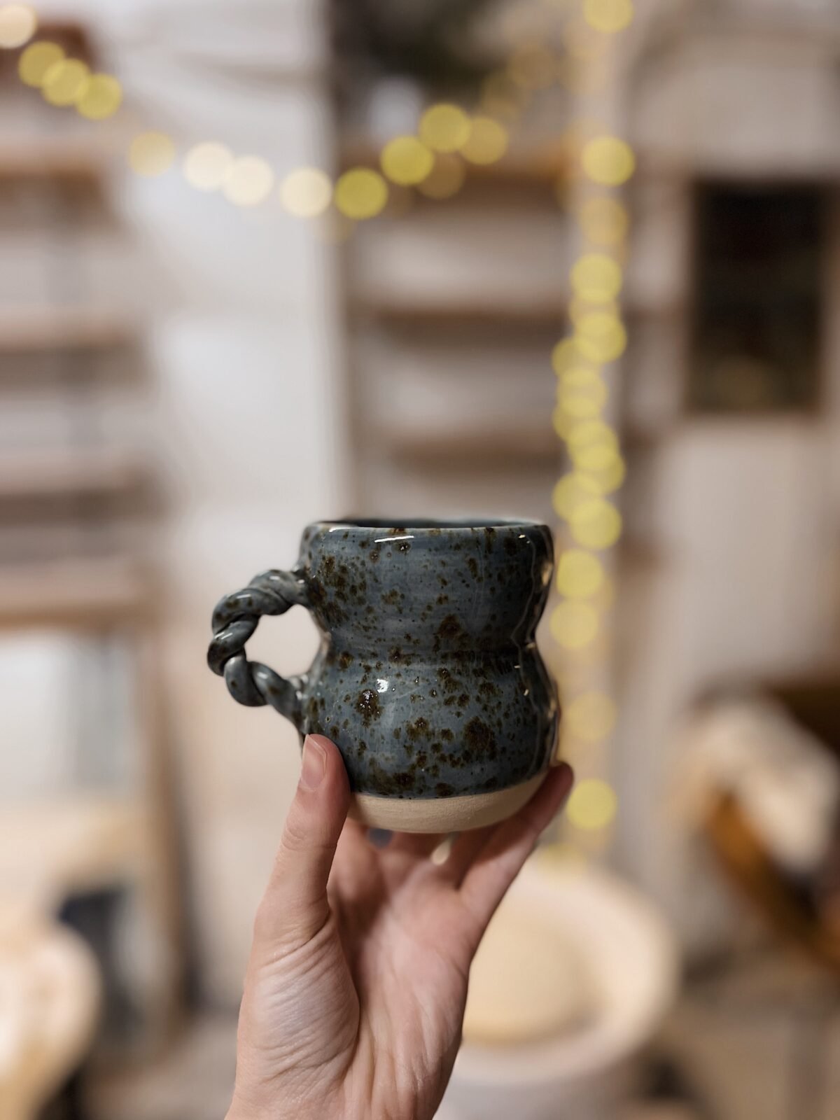 Taza blue whale
