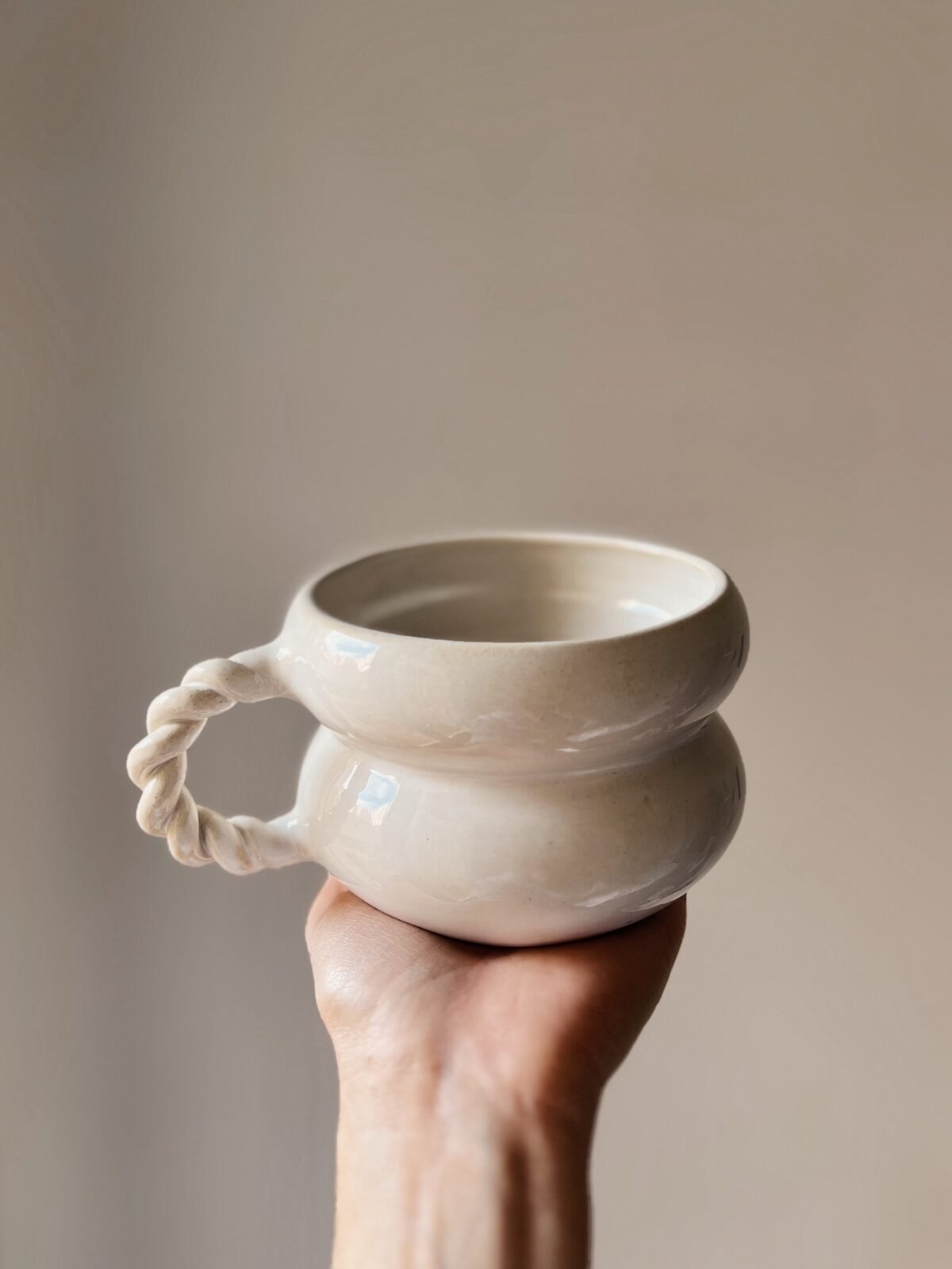 Taza braided pearl